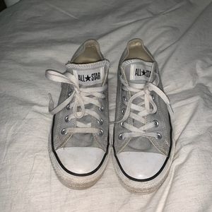 Grey low top Converse